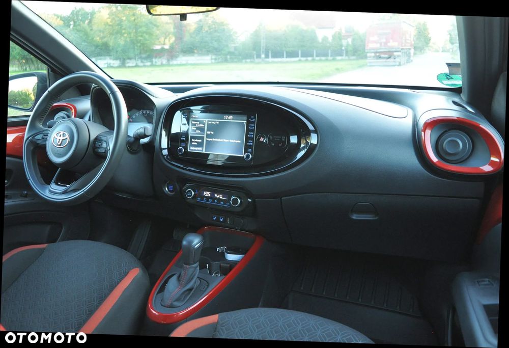 Toyota Aygo X 1.0 VVT-i Style CVT - 28