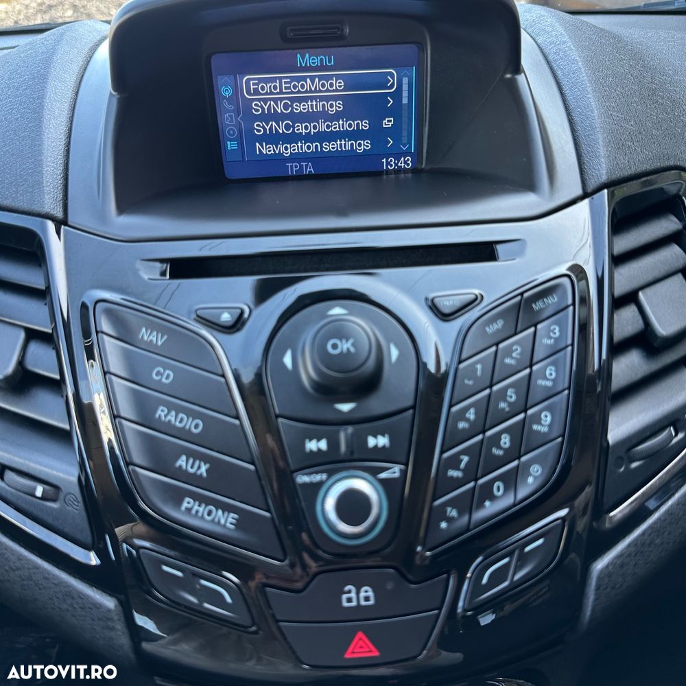 Ford Fiesta 1.0 EcoBoost Powershift Titanium - 20