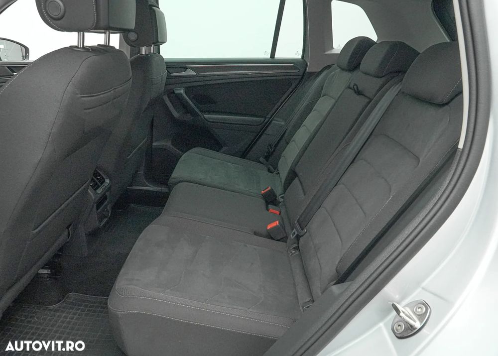 Volkswagen Tiguan 2.0 TDI 4Mot DSG Elegance - 16