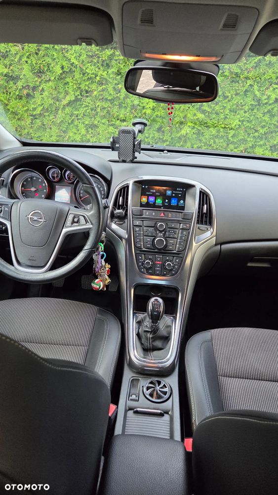 Opel Astra 1.4 T Cosmo - 9