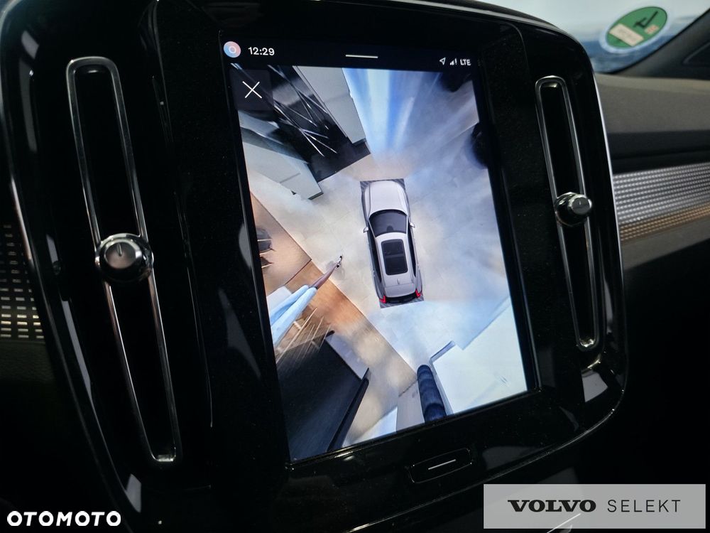 Volvo XC 40 - 24