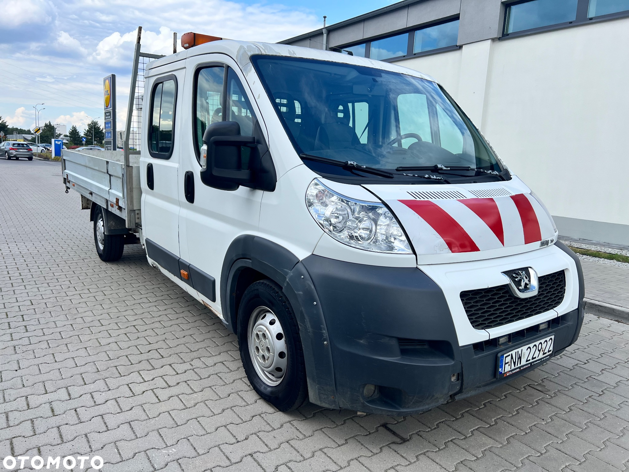 Peugeot Boxer Doka 7 Osób 3.0 HDI 177KM - 4