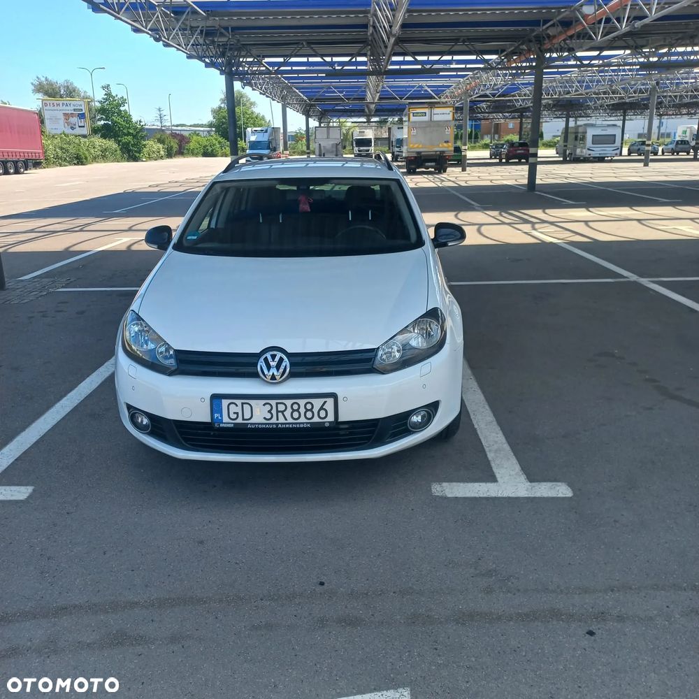 Volkswagen Golf - 10