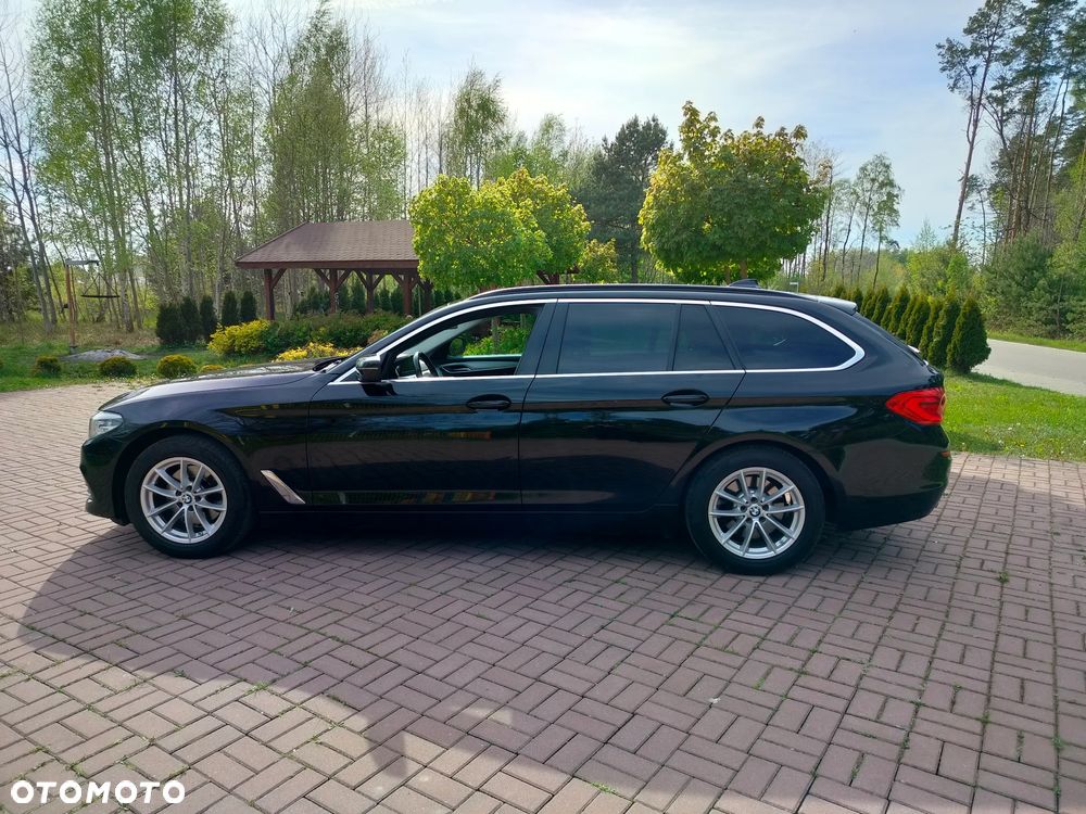 BMW Seria 5 520d xDrive Sport - 8
