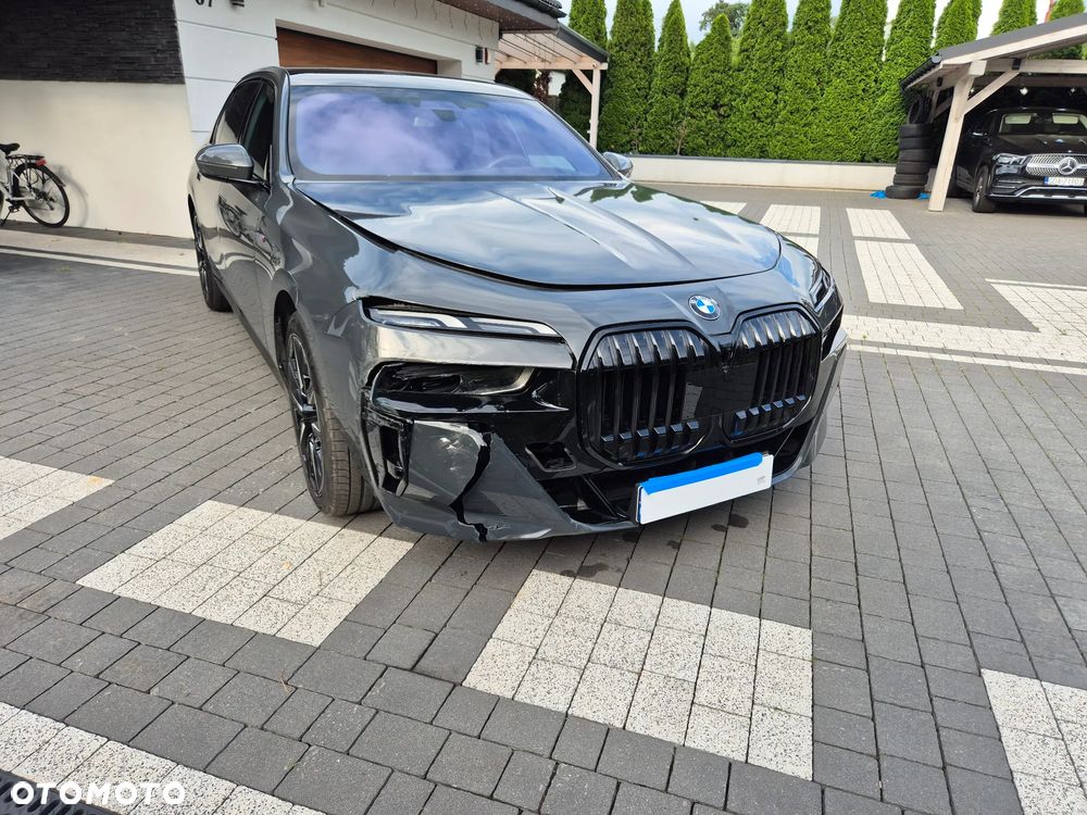 BMW Seria 7 740d xDrive - 5