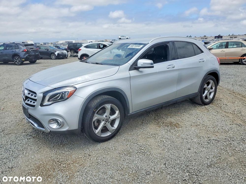 Mercedes-Benz GLA 250 7G-DCT Edition 1 - 1