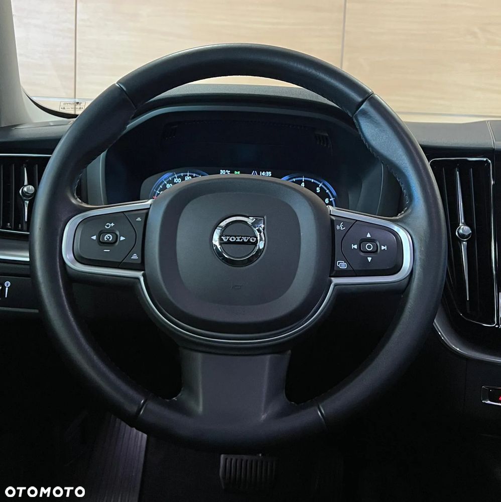 Volvo XC 60 T5 AWD Momentum - 13