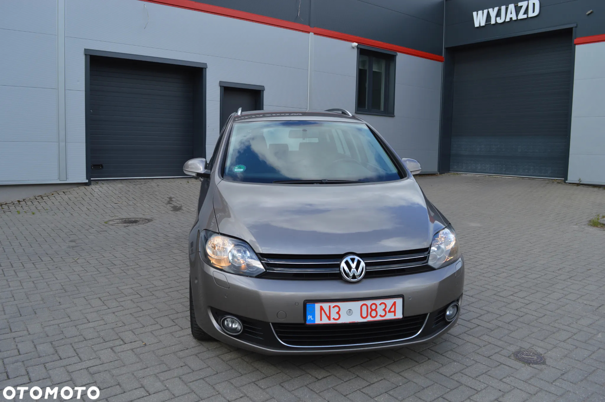 Volkswagen Golf Plus 1.6 TDI BlueMot Comfortline - 13