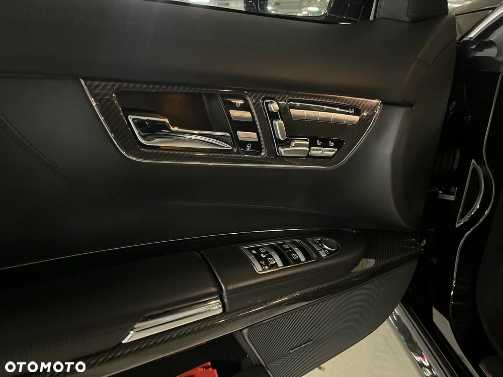 Mercedes-Benz CL - 20