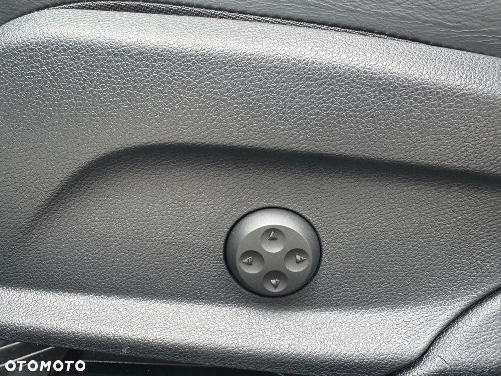 Mercedes-Benz GLC AMG 63 S 4-Matic+ - 24