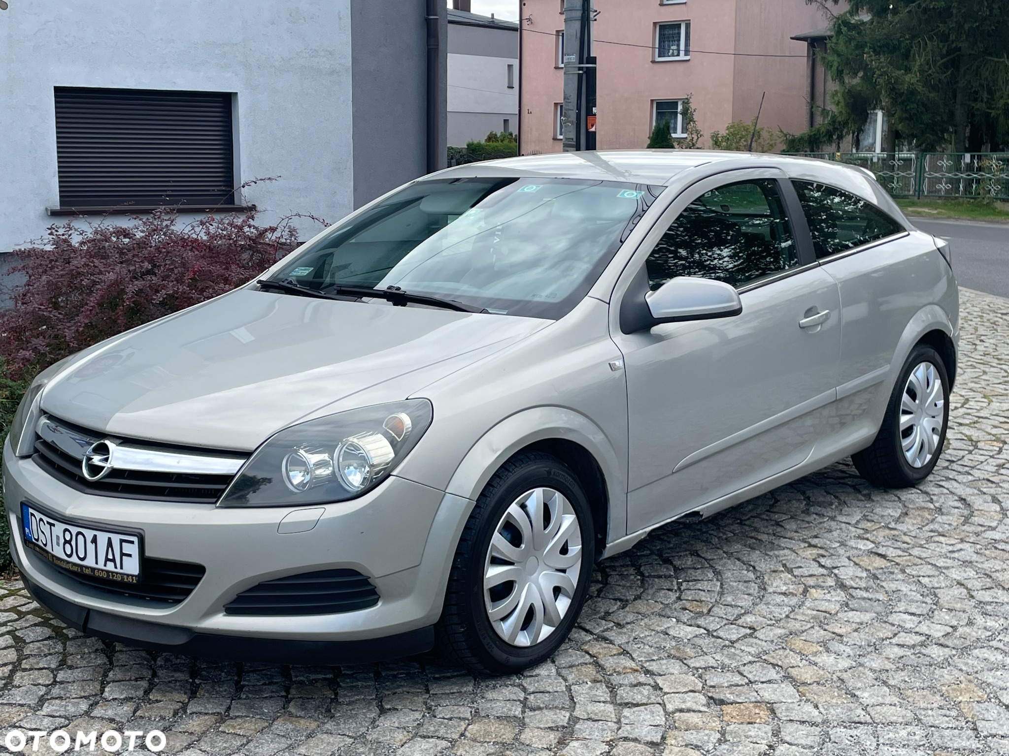 Opel Astra III GTC 1.9 CDTI Enjoy - 17