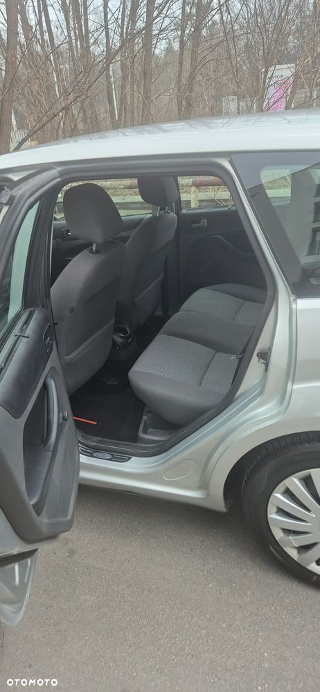Ford Focus 1.8 TDCi Trend - 5