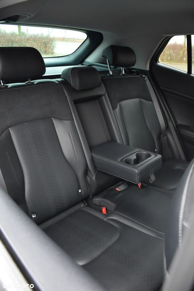 Kia Sportage 1.6 T-GDI HEV Business Line 2WD - 11