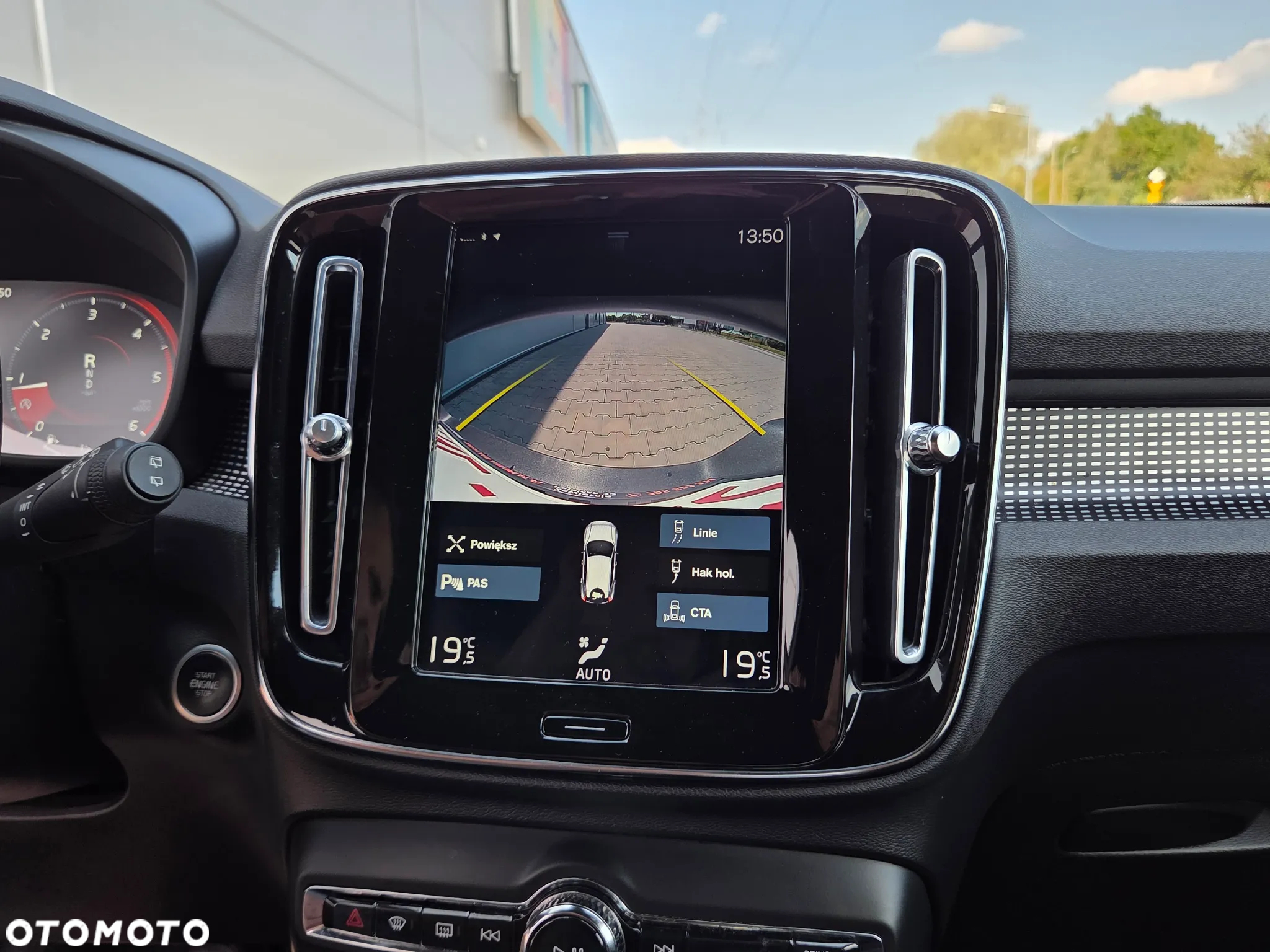 Volvo XC 40 D3 AWD R-Design - 37