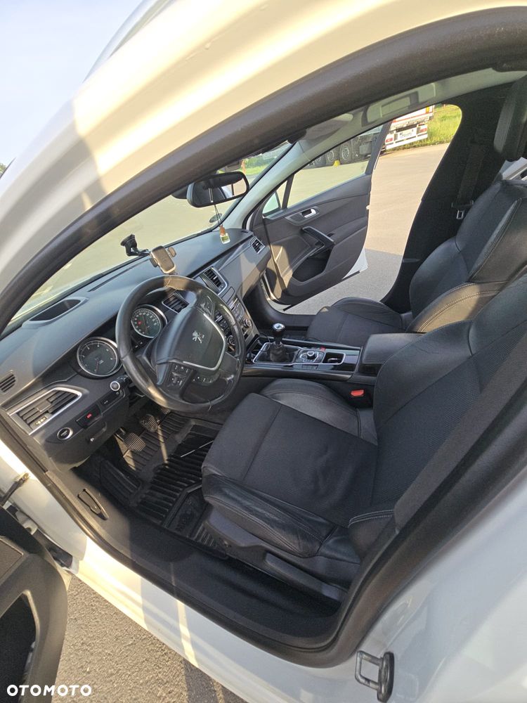 Peugeot 508 HDi FAP 165 Allure - 21