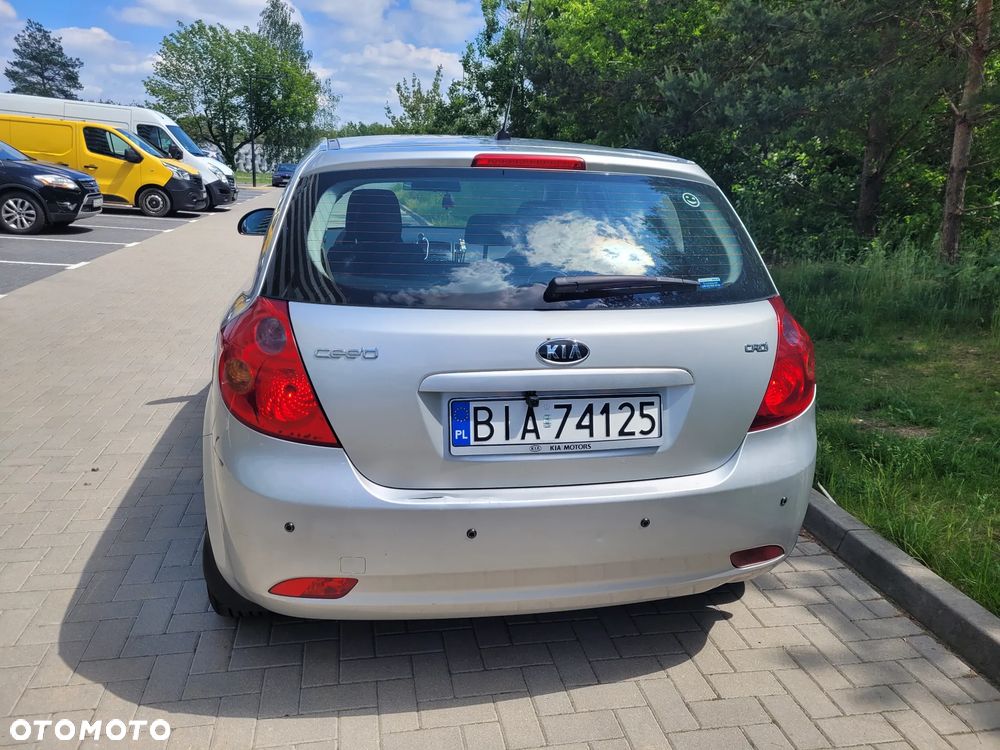 Kia Ceed 1.6 Crdi Comfort - 4