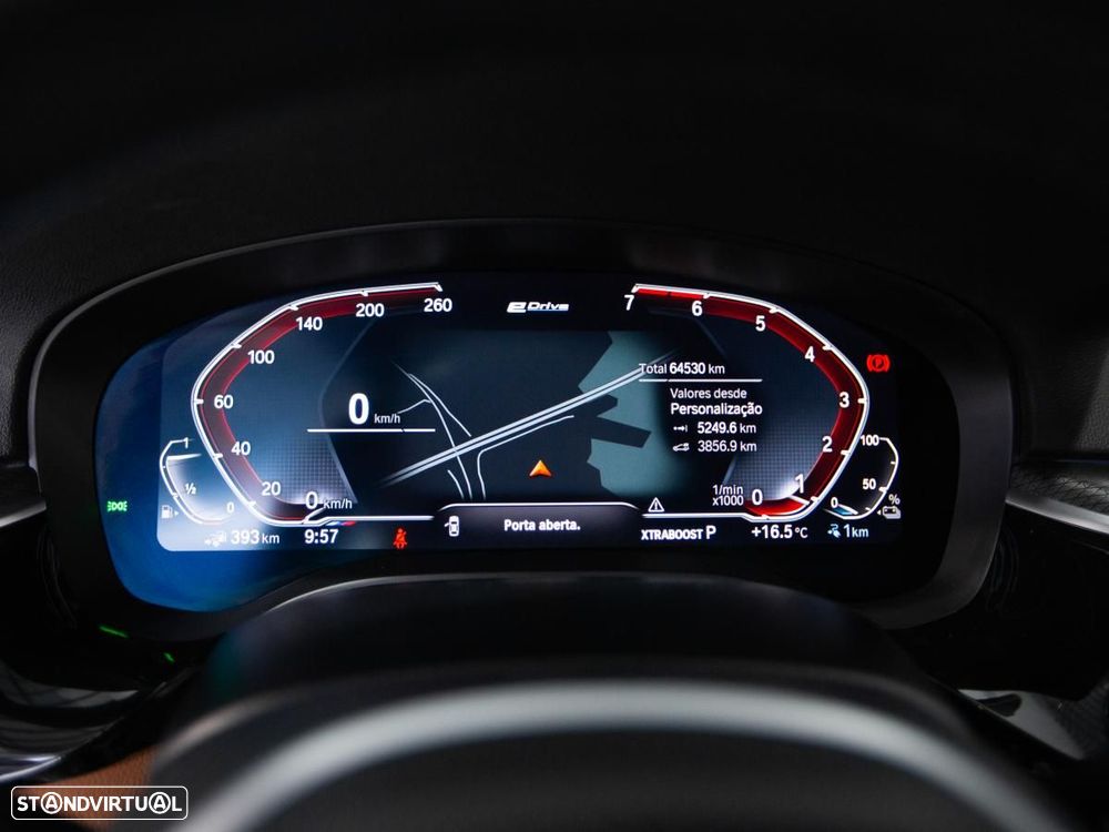 BMW 530 e Pack 50 anos M - 25