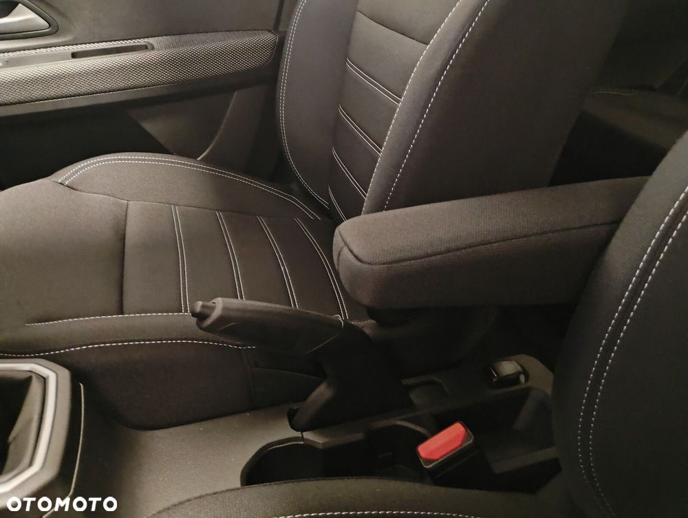 Dacia Jogger 1.0 TCe Expression 7os - 27