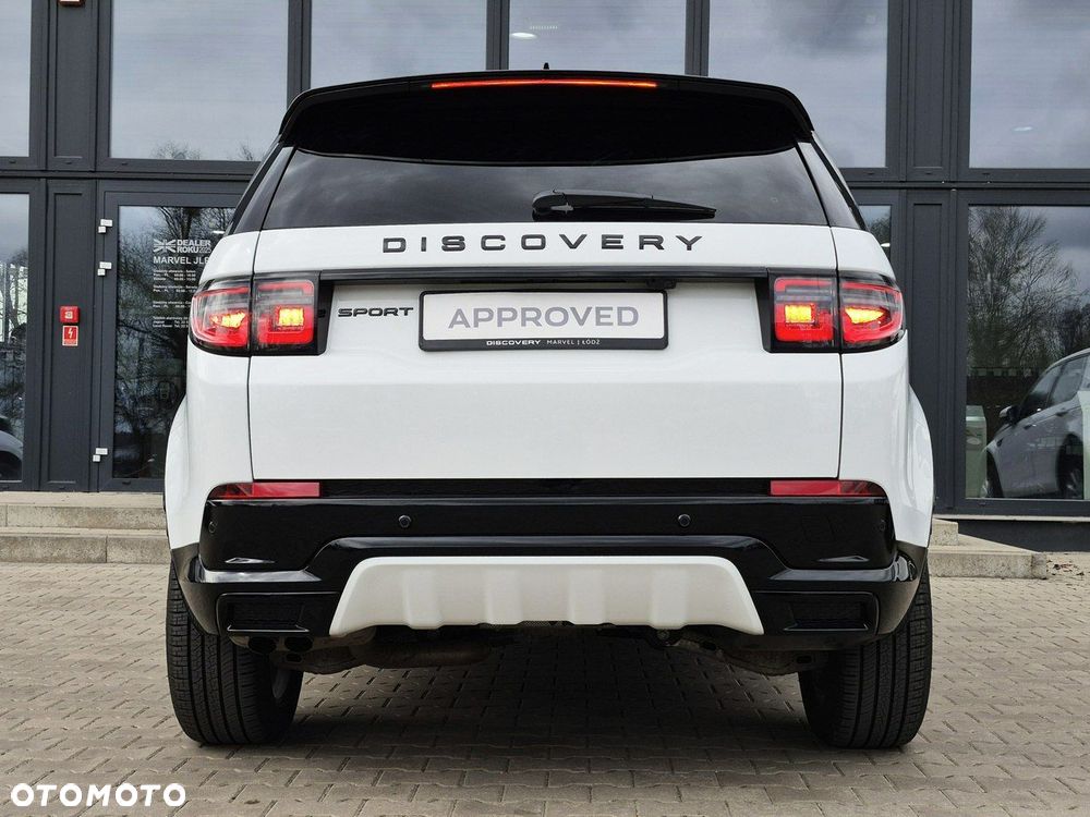 Land Rover Discovery Sport - 11