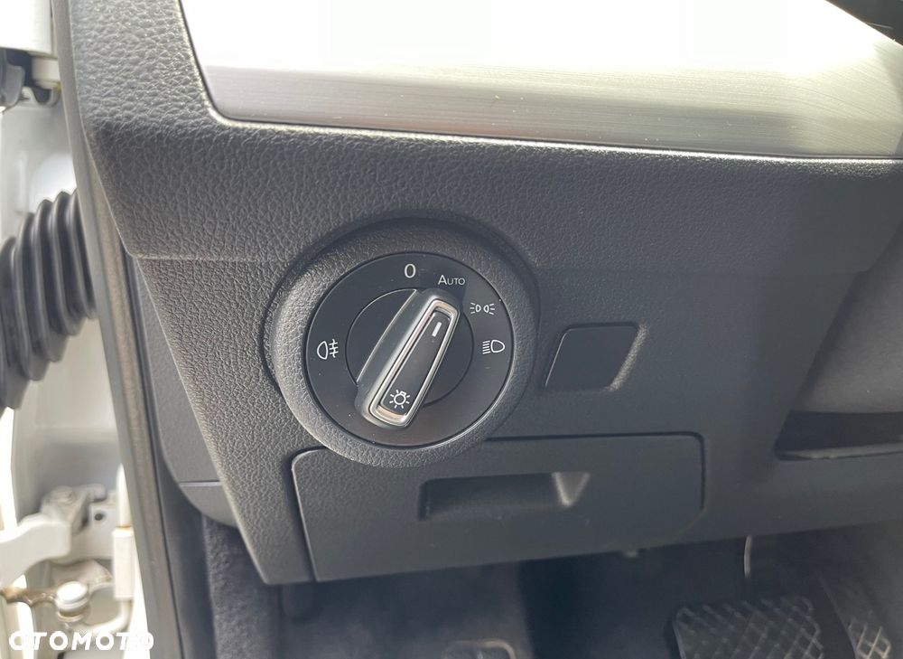 Volkswagen Multivan 2.0 TDI L1 Highline DSG - 16