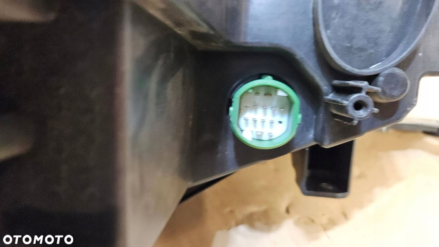 LAMPA PRAWA PRZÓD PRZEDNIA MASERATI GHIBLI 670004833 - 13