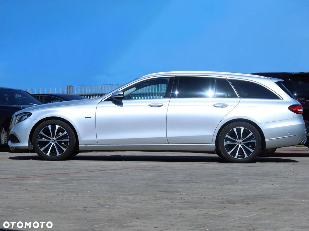 Mercedes-Benz Klasa E 300 de 9G-TRONIC Exclusive - 33