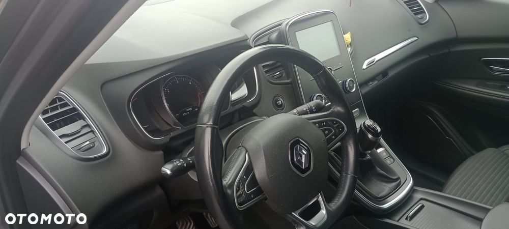 Renault Grand Scenic 1.5 dCi Intens - 9