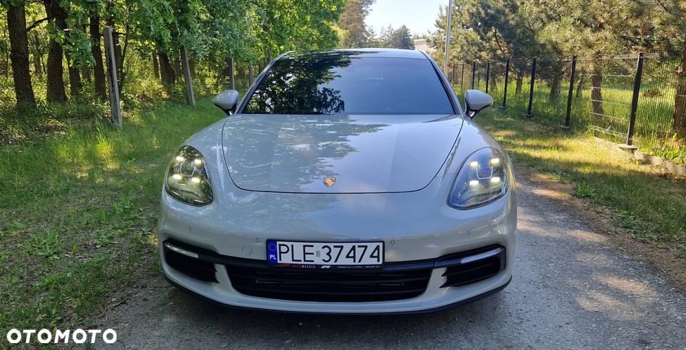Porsche Panamera 4 - 17