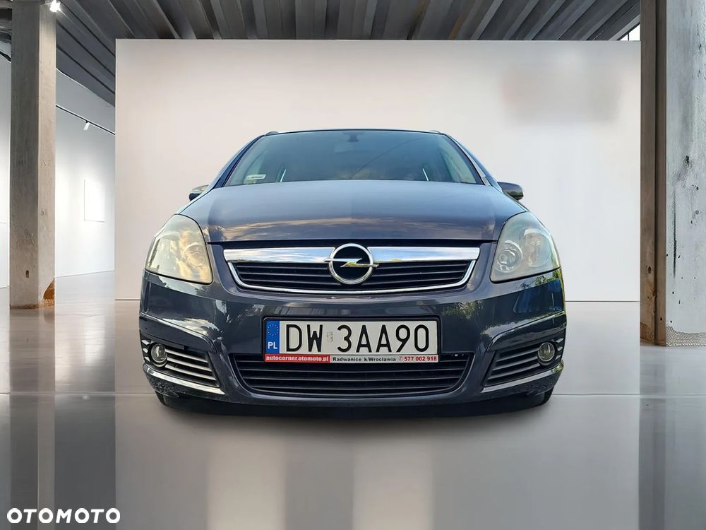 Opel Zafira - 8