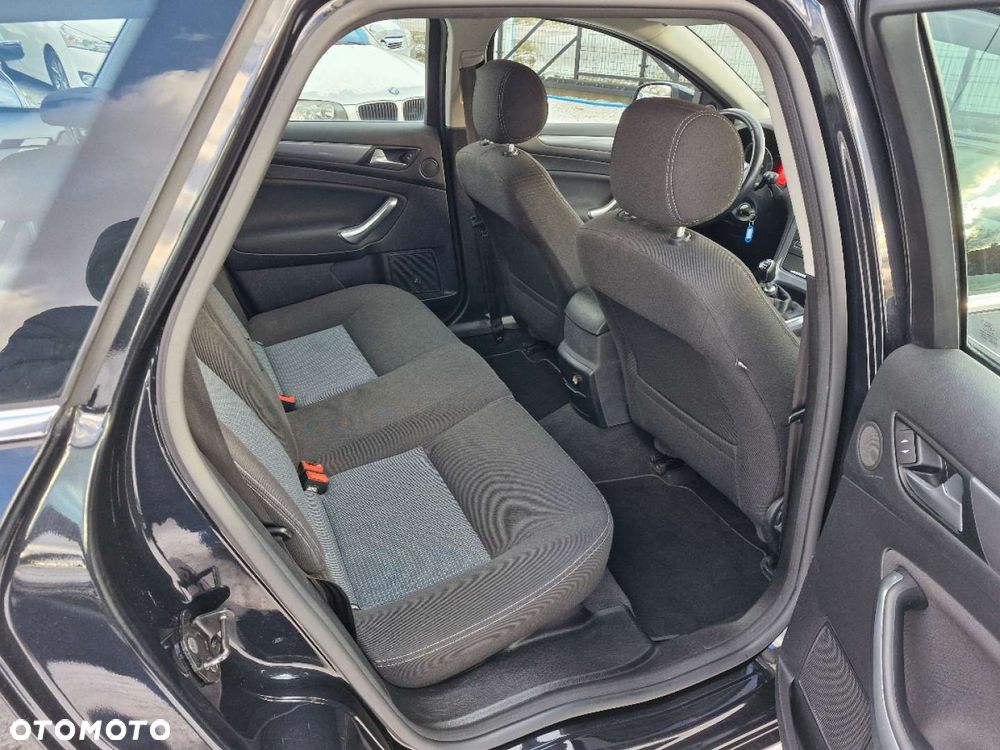 Ford Mondeo 2.0 TDCi Titanium - 20