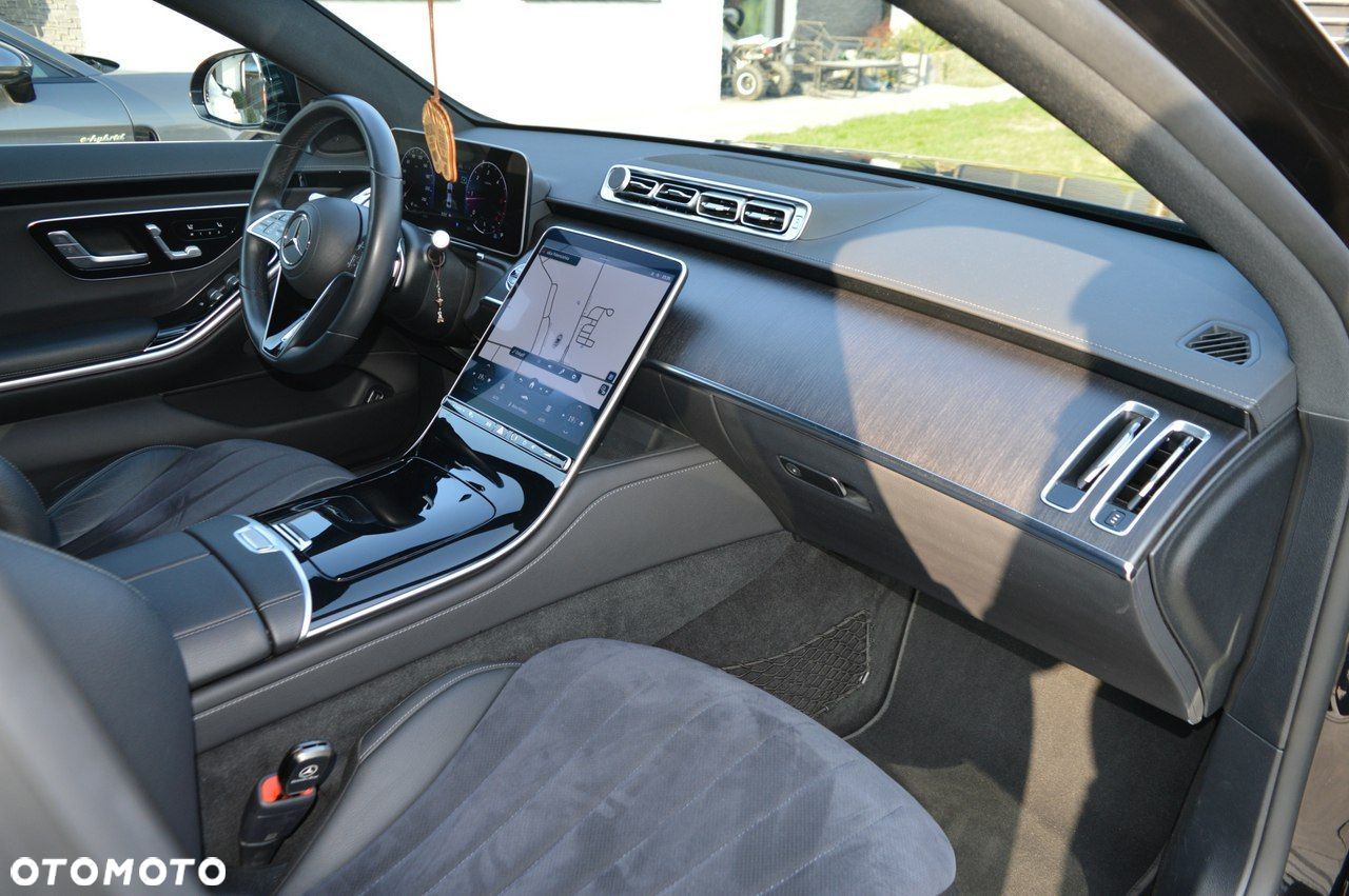Mercedes-Benz Klasa S 400 d 4-Matic L 9G-TRONIC - 17