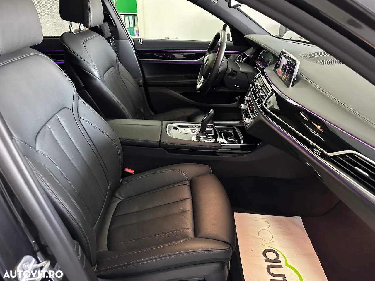 BMW Seria 7 740Li xDrive - 18