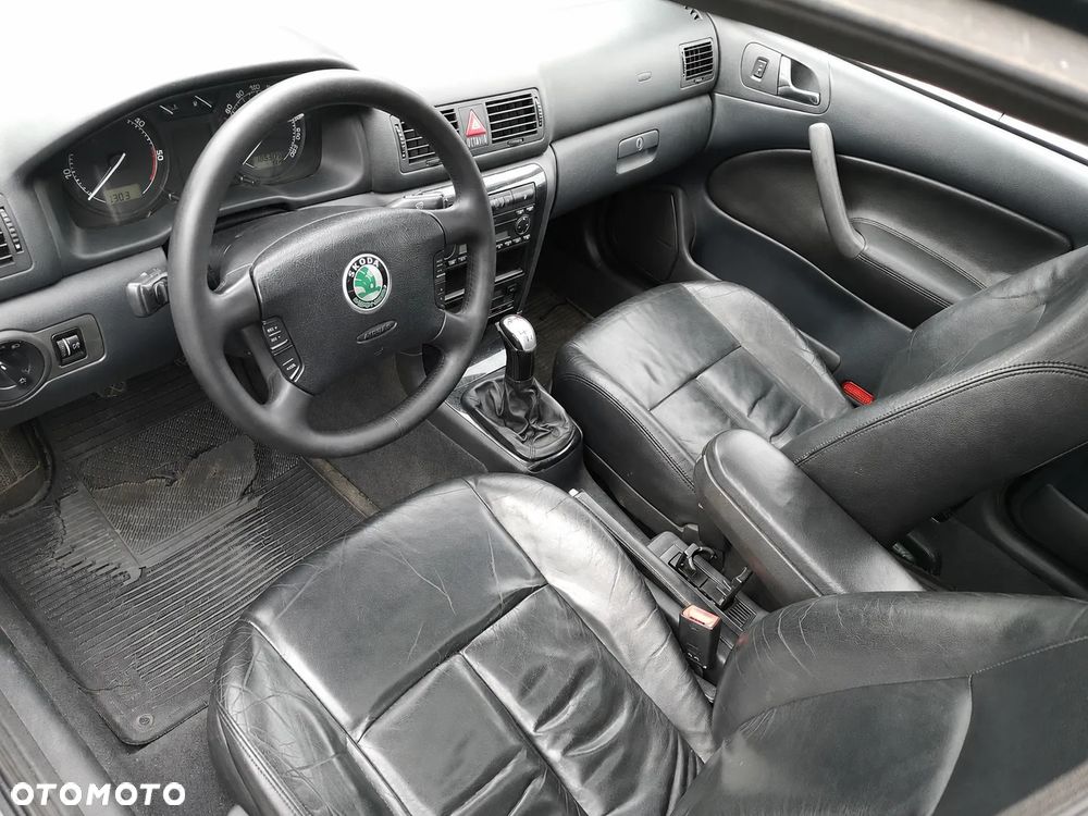 Skoda Octavia - 2