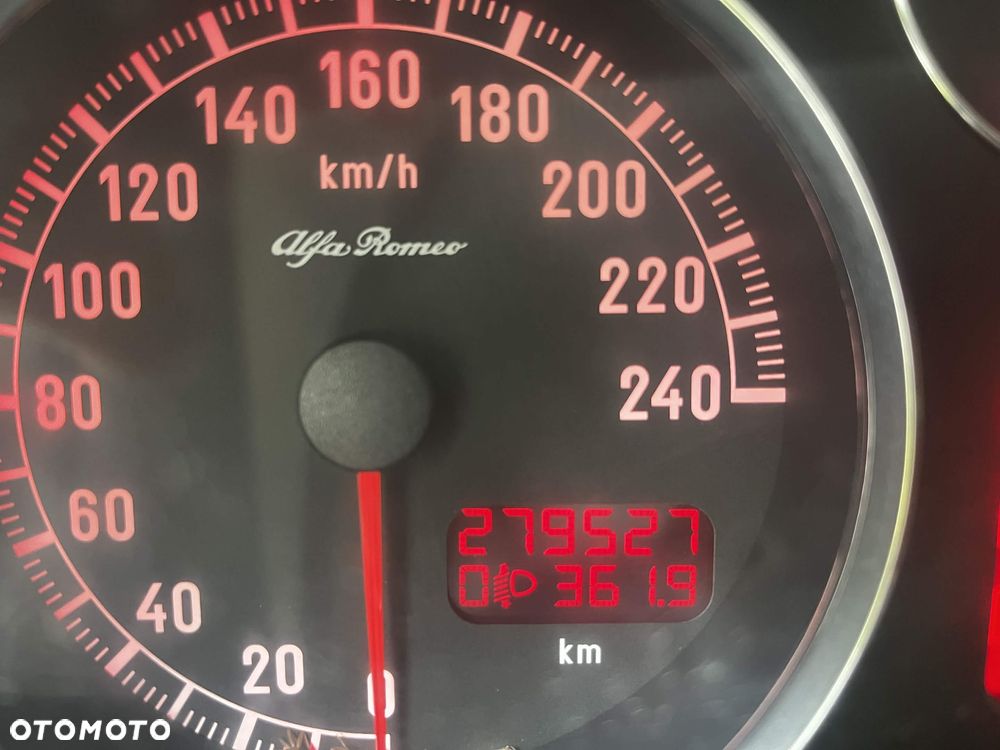 Alfa Romeo 147 - 7