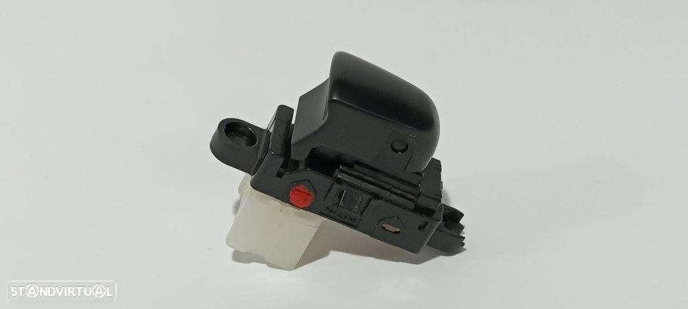 COMANDO DO ELEVADOR FRENTE DIREITO NISSAN X-TRAIL (T32) ACENTA - 6