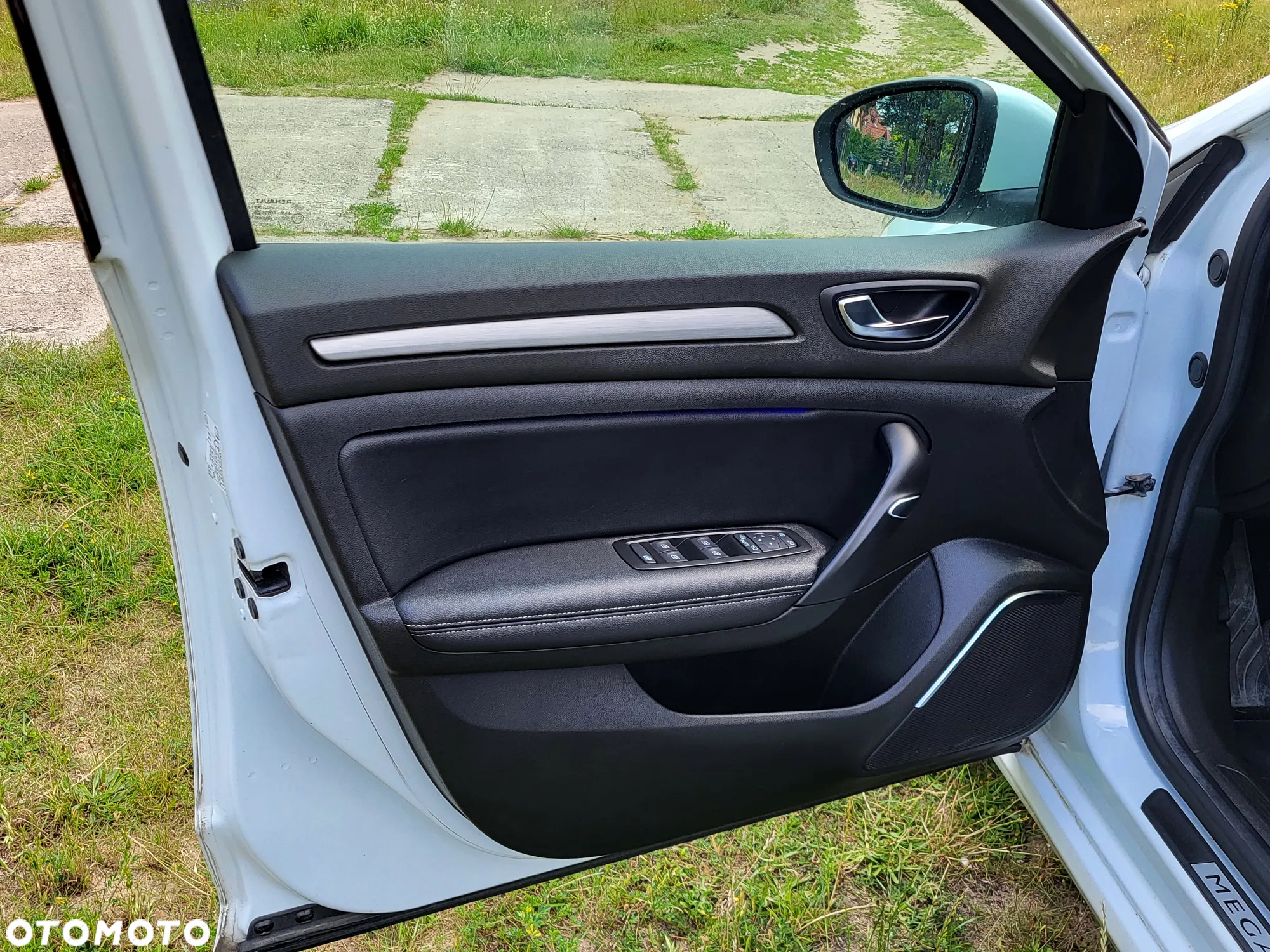 Renault Megane 1.6 SCe Intens - 13