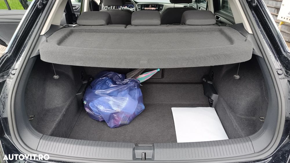 Volkswagen T-Roc 1.0 TSI Base - 10