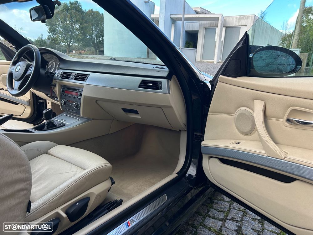 BMW 320 d Coupe - 13