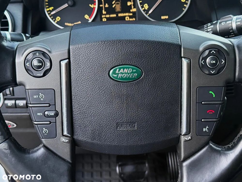 Land Rover Discovery - 24