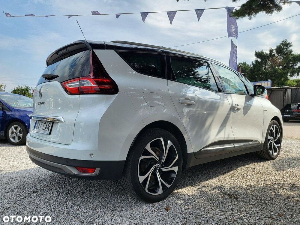 Renault Grand Scenic - 8