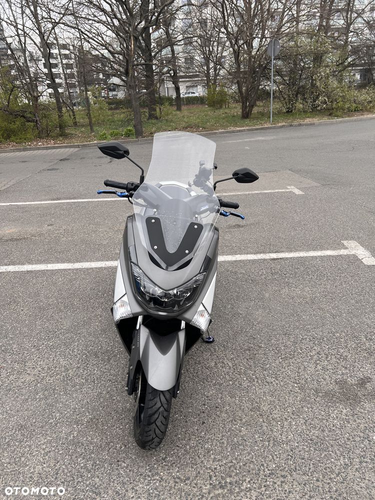 Yamaha NMAX - 18