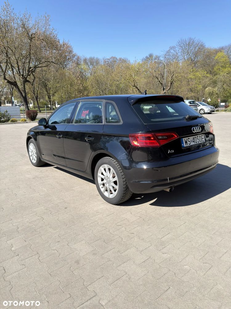 Audi A3 Sportback - 3
