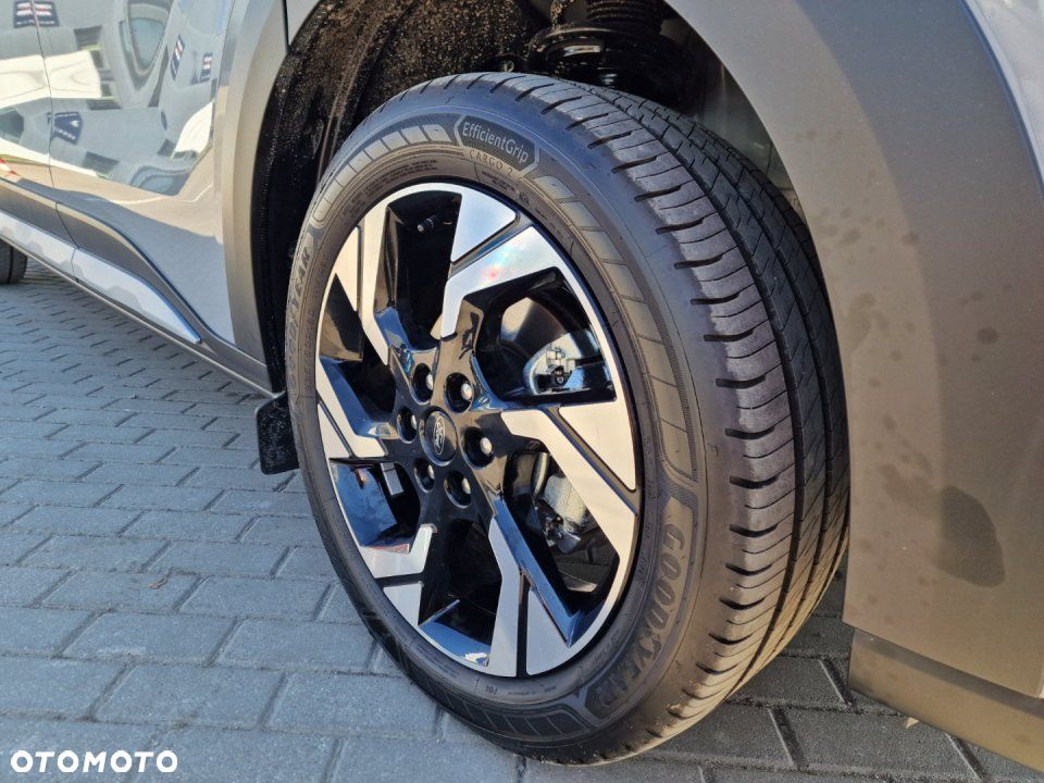 Ford Tourneo Custom - 5