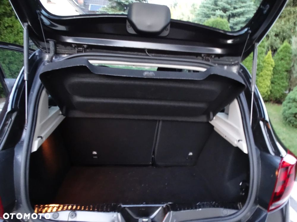 Dacia Sandero - 9