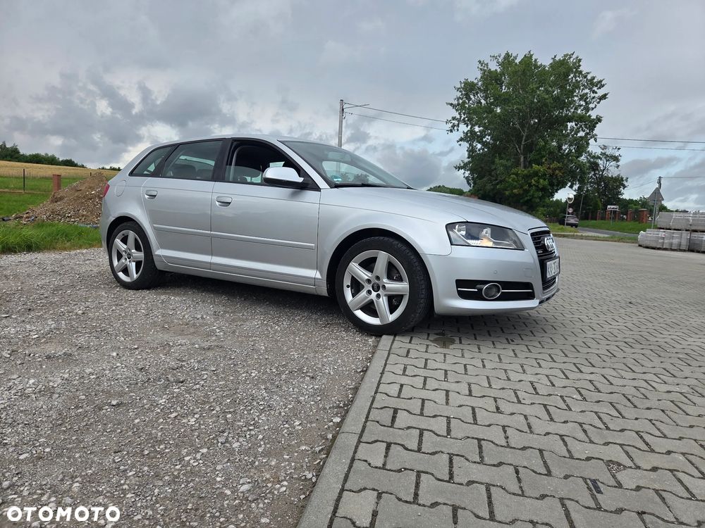 Audi A3 Sportback 1.8 TFSI Quattro Ambiente - 23