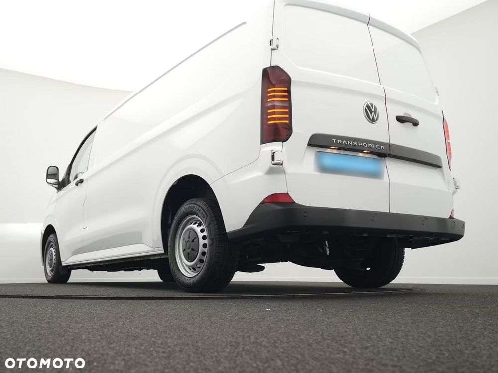 Volkswagen Transporter - 11