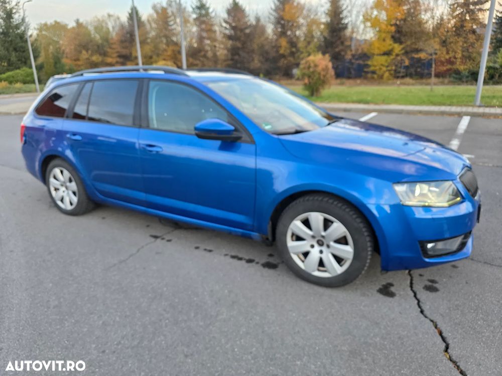 Skoda Octavia Combi 2.0 TDI Style - 4
