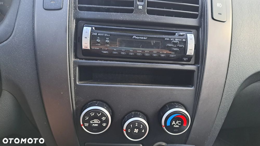 Hyundai Tucson 2.0 Comfort 2WD - 18