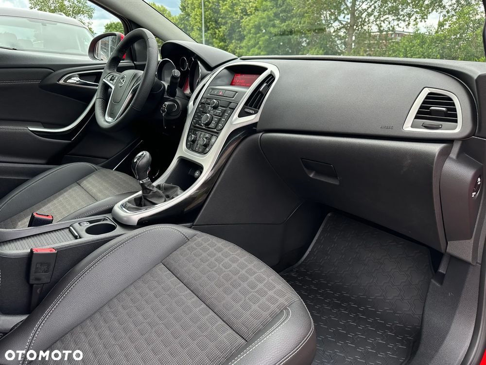 Opel Astra 1.4 Turbo Innovation - 18
