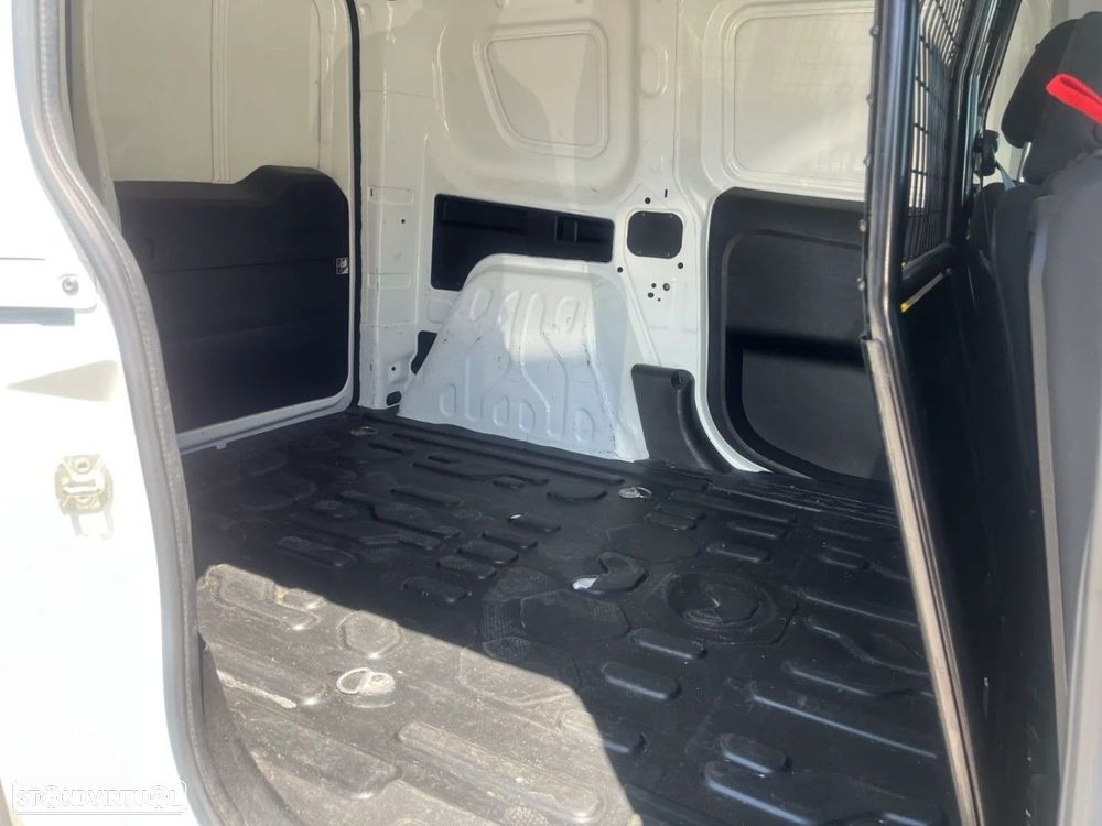 Fiat Doblo 1.6 MJ 3L - 17
